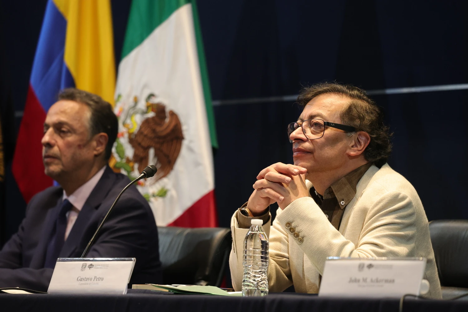 Conferencia magistral de Gustavo Petro en la UNAM, fotografía 6